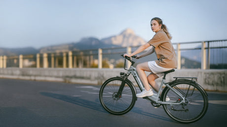 Der ultimative Leitfaden für Frauen: Sichere und stylische Elektromobilitätsgeräte auswählen